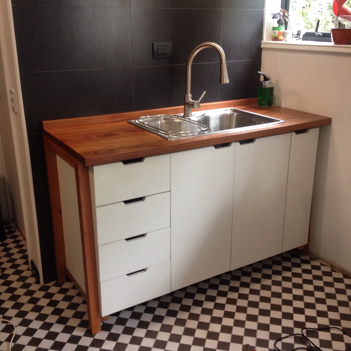 Cocina a medida fabricada por Taller Al Bosque